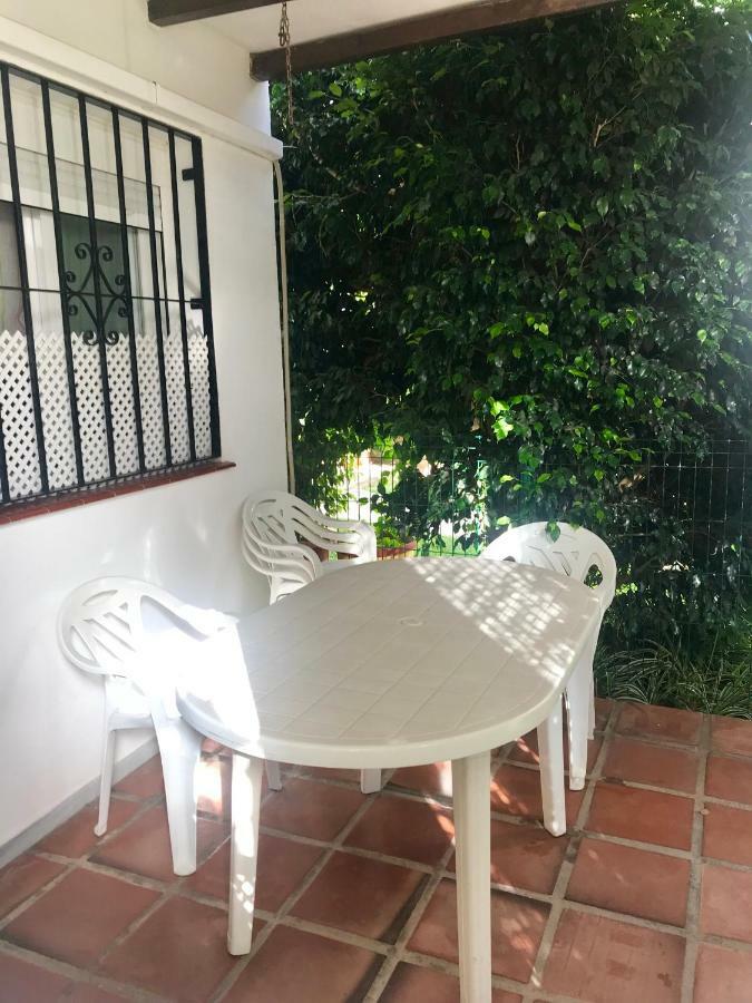 Apartamento Holidays On The Beach Torremolinos Eksteriør bilde